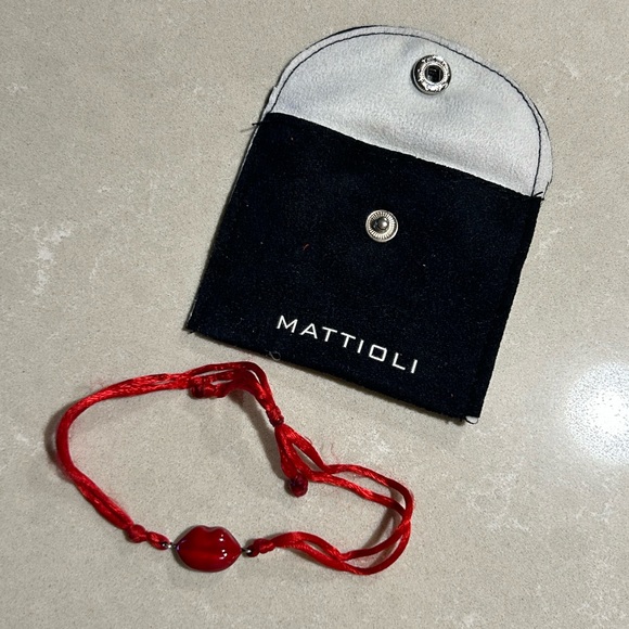 Mattioli Red Lips Sterling Silver and Enamel Bracelet - Picture 2 of 4